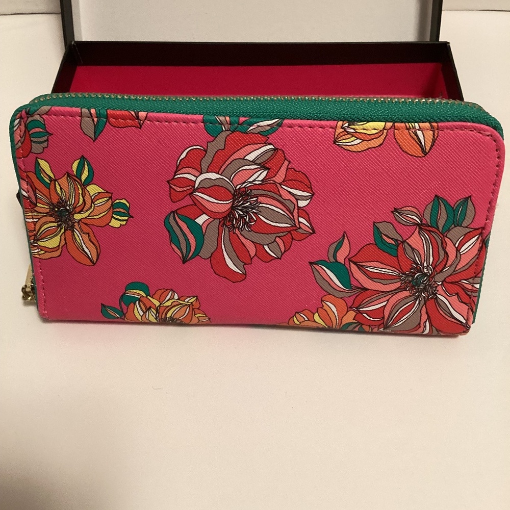 Trina Turk tropical print wallet, NIB